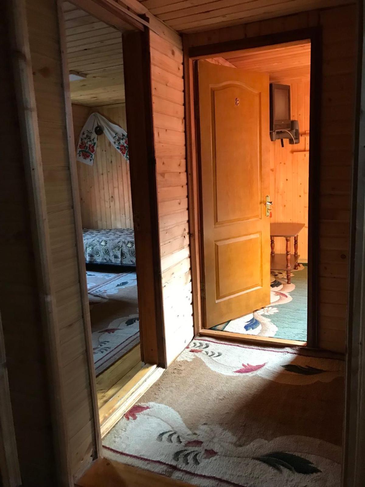 У Олега Hotel Verkhne-Studenyy Exterior photo