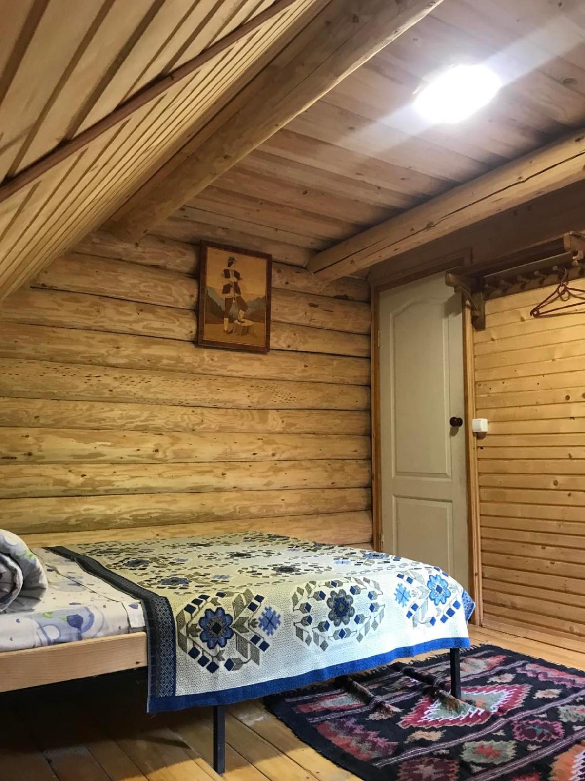 У Олега Hotel Verkhne-Studenyy Exterior photo
