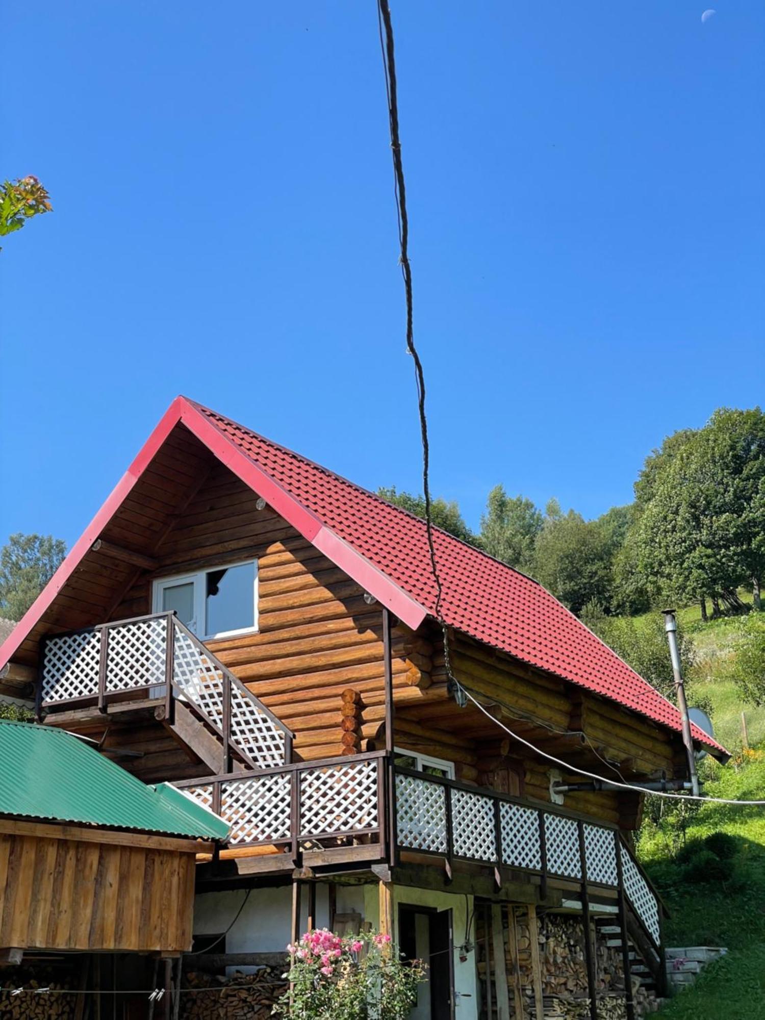 У Олега Hotel Verkhne-Studenyy Exterior photo